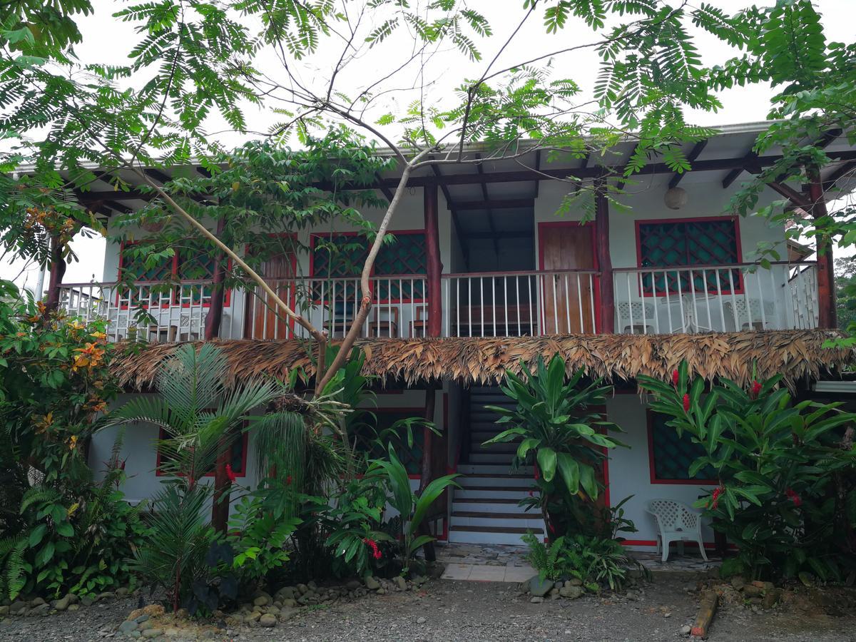 Talamanca Cabins Cahuita Exterior photo